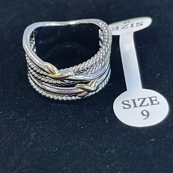 Mytys Two-Tone Ring - Size 9 - NWOT - Picture 2 of 5
